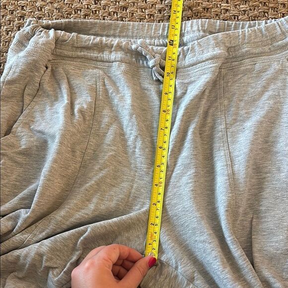 Calme by Johnny Was Gray Sweatpants Relaxed Fit Tapered - Picture 7 of 8